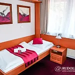 Rudolf 3*
