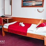Rudolf 3*