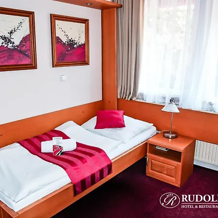 Rudolf 3*