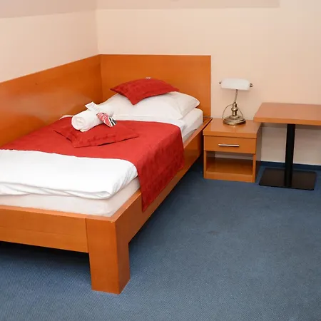 Hotel Rudolf 3*
